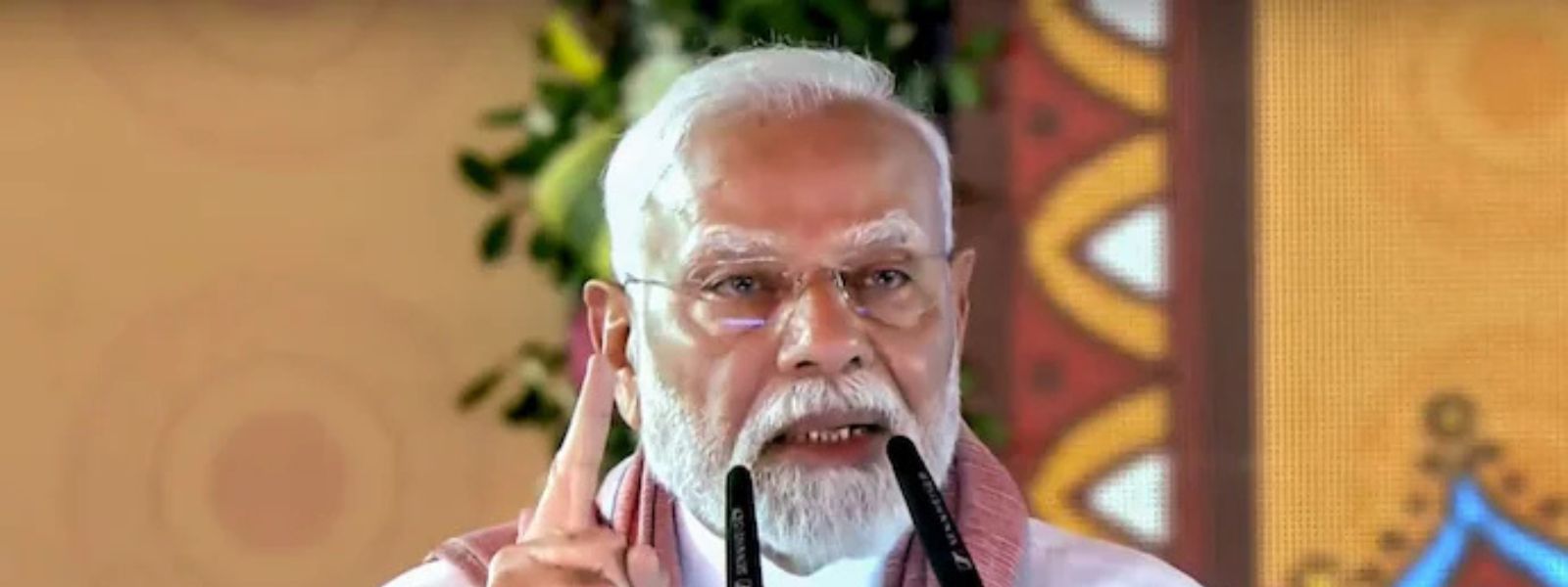 Modi Vows to Punish Kashmir Terrorists